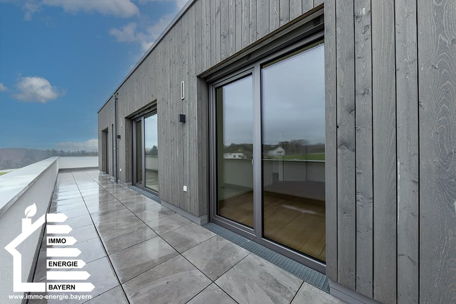 Penthouse-Wohnung mit tollem Blick in Ortsrandlage von Vilshofen - Image 1